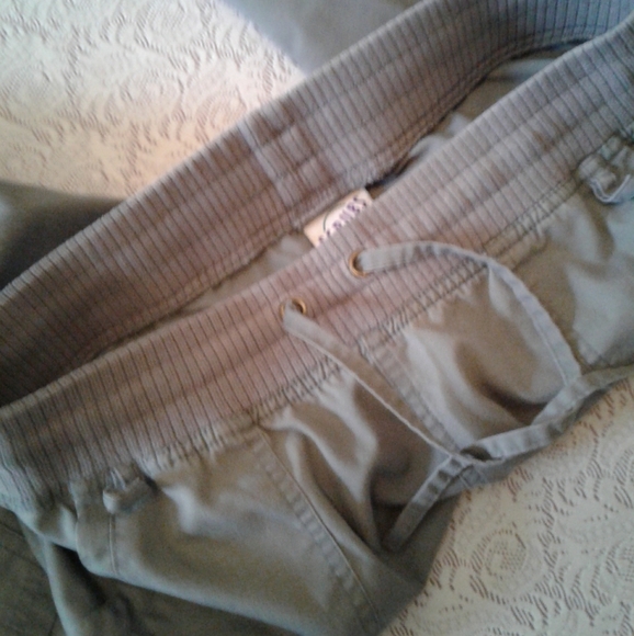 🌺 Almost New SCRUBS Gray Scrub Set - Picture 9 of 11